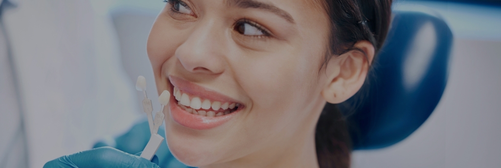 Composite vs Porcelain Veneers: LUME's Guide to Choosing Your Perfect Smile